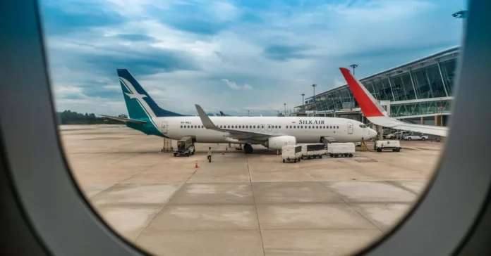 Cum găsești bilete de avion ieftine: 12 trucuri