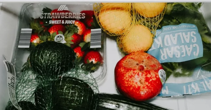 Cum păstrezi alimentele mai mult în frigider și congelator