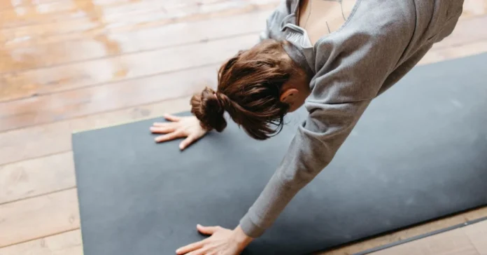 Exerciții acasă fără echipament pentru începători